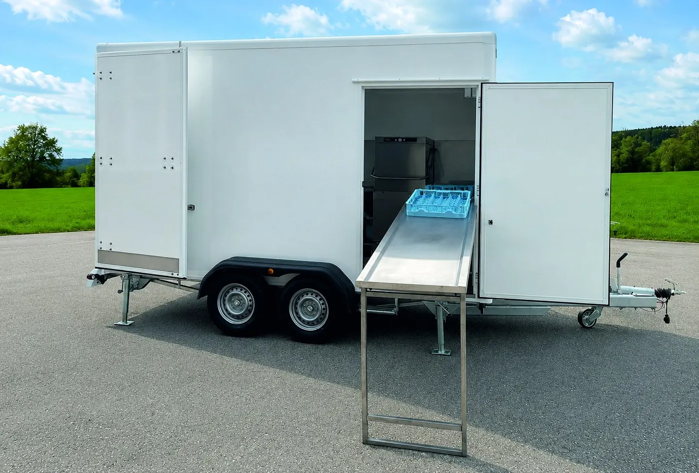 Spül-Mobil als Tandemanhänger